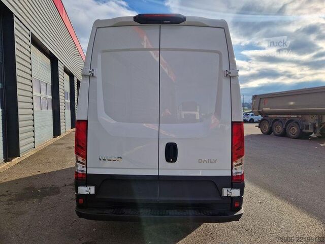Fourgon Iveco Daily
