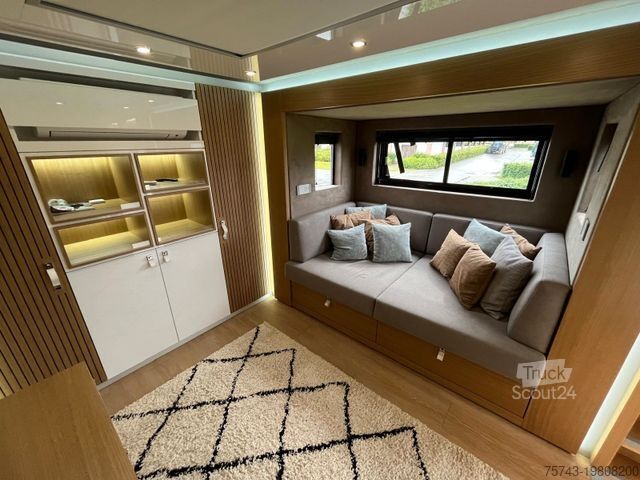 Pferdeanhänger  STX Wohn-Trailer  Dop-Pop-Out, Pop-Up