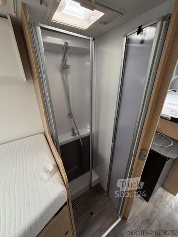 Polintegriran avtodom SUNLIGHT Adventure T 68 Adventure Edition