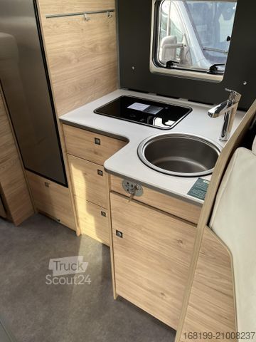 Semi-integrated camper DETHLEFFS Just Camp Active T 6812 EB *Automatik*Hubbett*