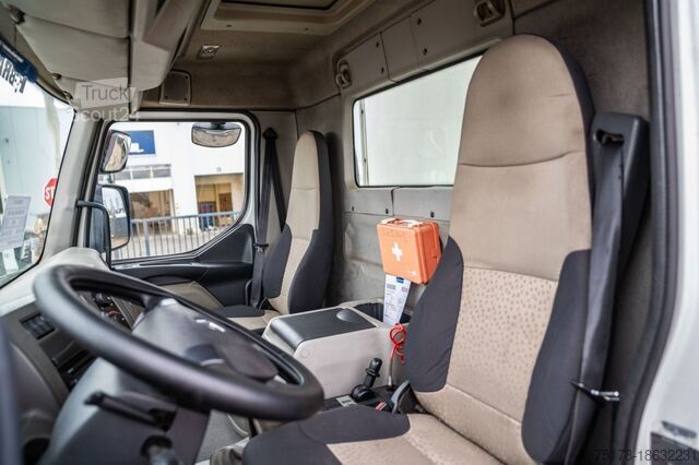 Koffer RENAULT PREMIUM 340 DXI+DHOLLANDIA 2T.