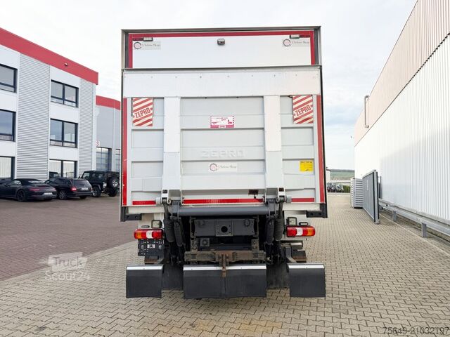 Camion caisson Mercedes-Benz Atego 1330 4x4 Atego 1330 4x4, Iso-Koffer mit Heizung, LBW