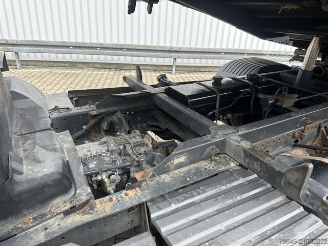 Driezijdige kipper bestelwagen Mercedes-Benz Atego 815 K 4x2 Atego 815 K 4x2, 2x AHK