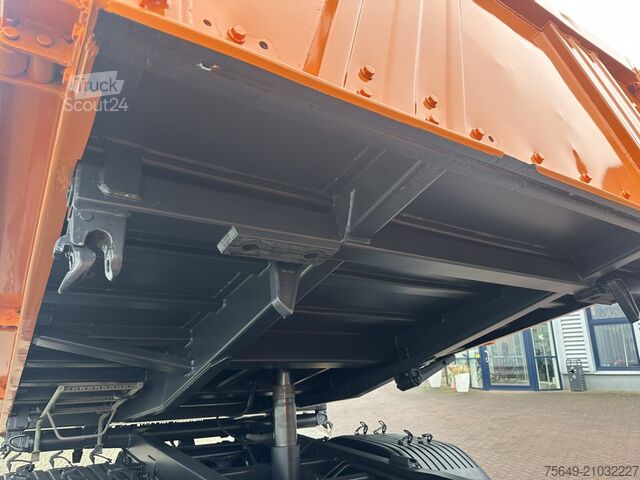 Camion ribaltabile trilaterale Mercedes-Benz Atego 1624 AK 4x4 Atego 1624 AK 4x4, Winterdienstausstattung, AT-Motor