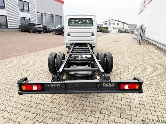 Châssis de fourgon Iveco Daily 72C18H/P DK 4x2 Daily 72C18H/P DK 4x2, Nebenantrieb
