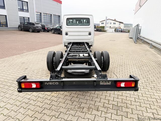 Châssis de fourgon Iveco Daily 72C18H/P DK 4x2 Daily 72C18H/P DK 4x2, Nebenantrieb