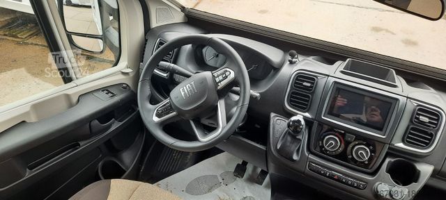 Yarı entegre karavan GIOTTILINE 397 Premiere Edition