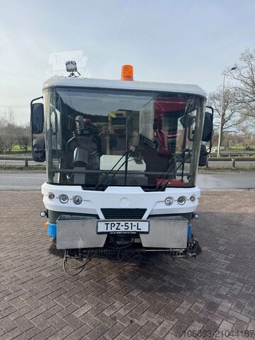 Road sweeper Ravo 5  serie 540