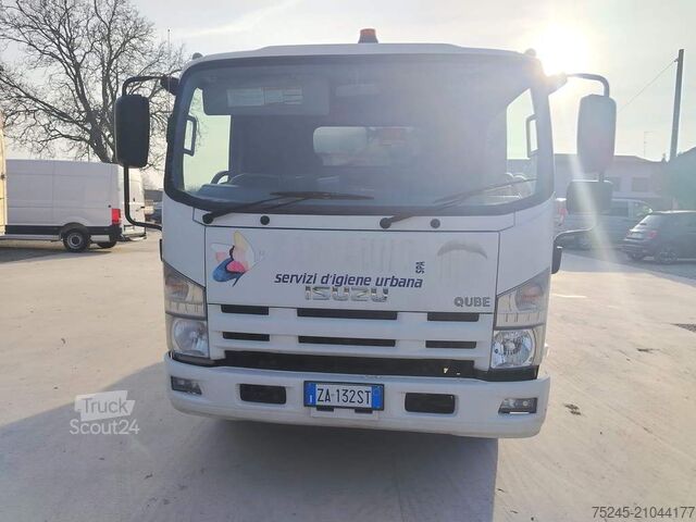 Garbage collection van Isuzu N2R P75 3.0 L 150CV