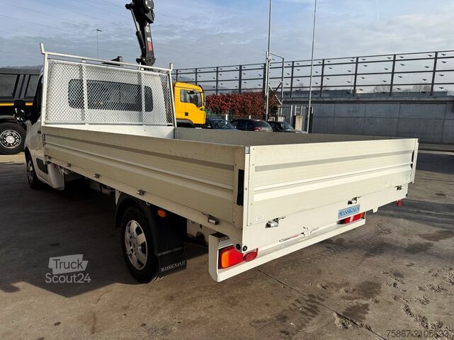Camion plateau NISSAN NV 400