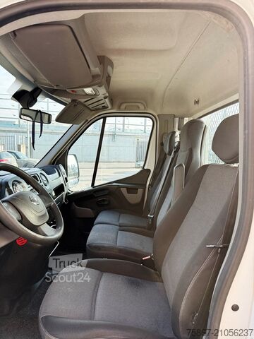 Camion plateau NISSAN NV 400