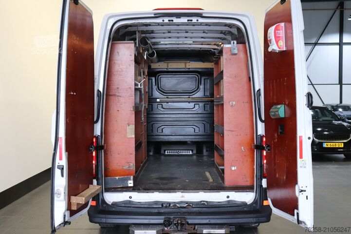 Varebil Volkswagen Crafter 2.0 TDI 177PK L3H3 EURO 6 - Airco - Cru...
