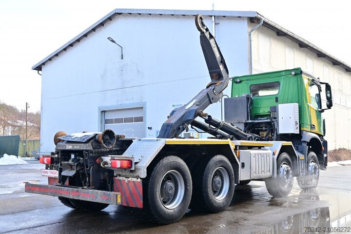 Камион с кука за контейнери Mercedes-Benz Arocs 3248  Schaltgetiebe Retarder Schwerlast