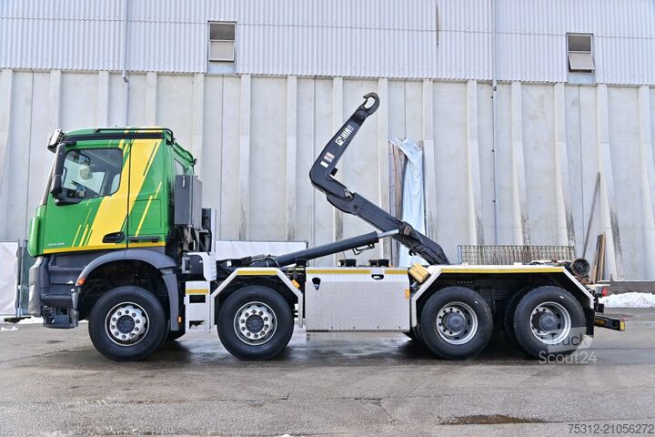 Камион с кука за контейнери Mercedes-Benz Arocs 3248  Schaltgetiebe Retarder Schwerlast