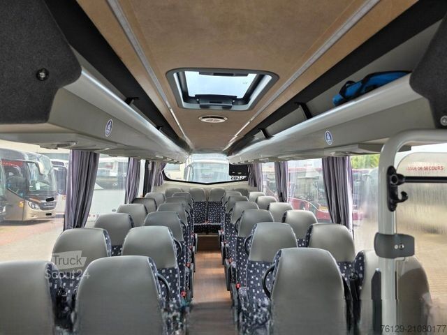 Kleinbus Iveco Bus A70 C17 WING