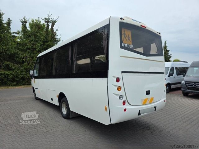 Kleinbus Iveco Bus A70 C17 WING