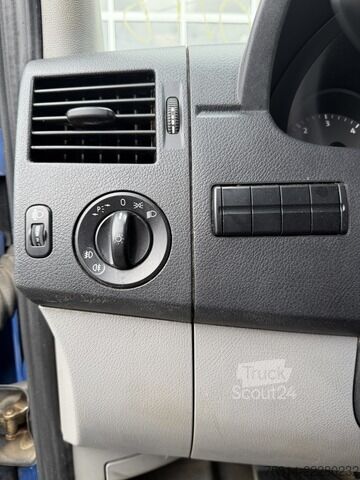 شاحنة بانل Volkswagen Crafter Hochdach/ Regalausbau/ Kamera/ Klima Hochdach / Regalausbau / Rückfahrkamera