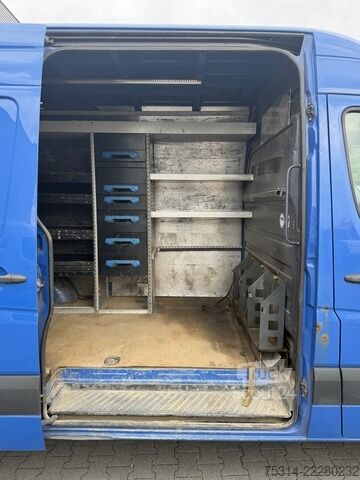 شاحنة بانل Volkswagen Crafter Hochdach/ Regalausbau/ Kamera/ Klima Hochdach / Regalausbau / Rückfahrkamera