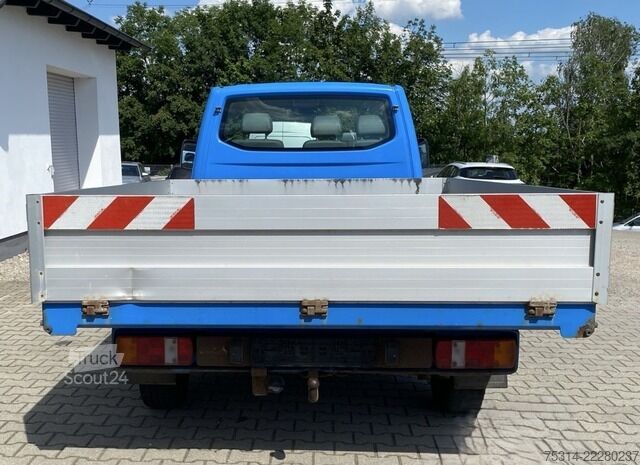 Pick-up dodávka Volkswagen T5 1.9 TDI Pritsche
