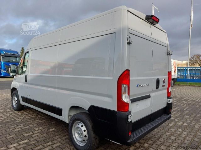 Fourgon tôlé FIAT E-Ducato L2H2 verblecht