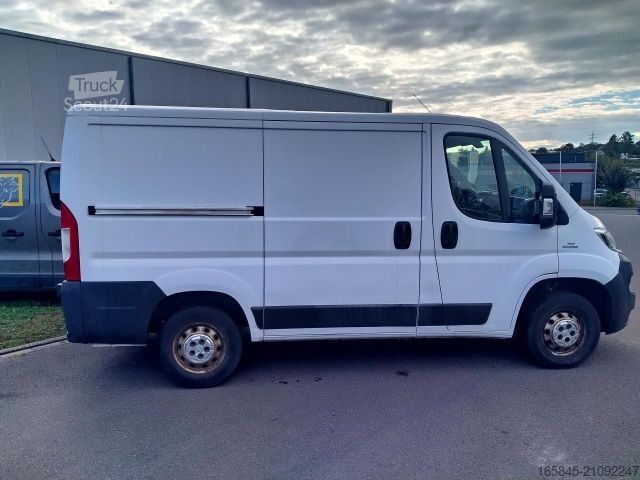 Fourgon tôlé FIAT Ducato Kastenwagen