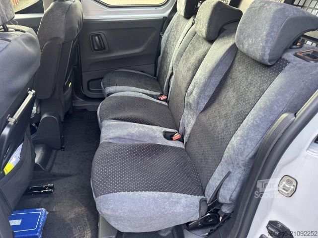 Furgon blaszak FIAT E-Doblo Multicab