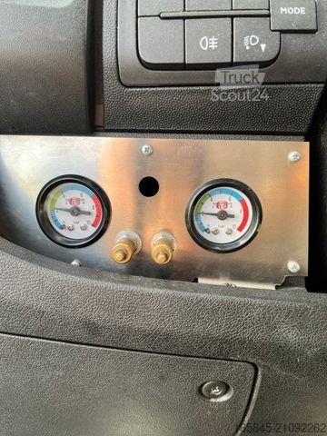 Fourgon tôlé FIAT Ducato Kasten 35 130 L1H1 verglast RS: 3000 mm