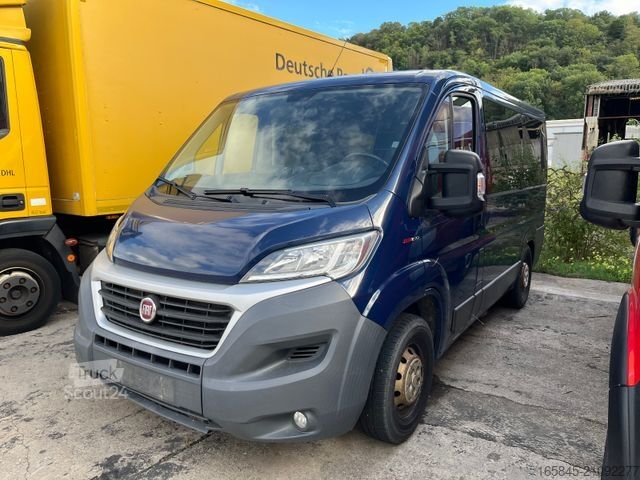 Fourgon tôlé FIAT Ducato Kasten 35 150 L1H1 verglast RS: 3000 mm