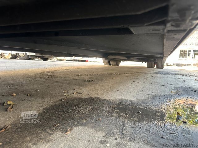 Távolsági autóbusz MERCEDES-BENZ Tourismo RHD