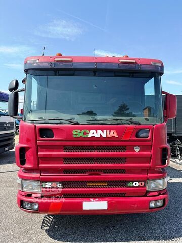 Platós teherautó SCANIA CV P 124