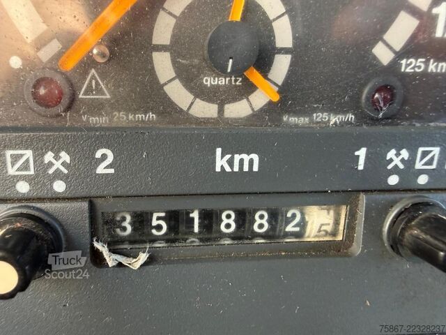 Platós teherautó SCANIA CV P 124