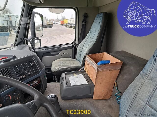 Bâche coulissante Volvo FM 300