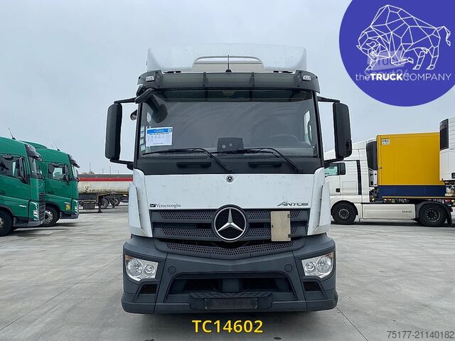 Valise Mercedes-Benz Antos 1827