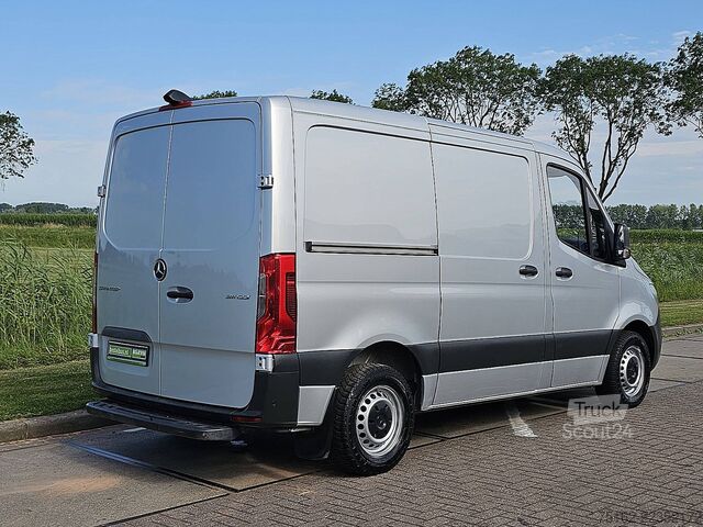  MERCEDES-BENZ SPRINTER 311 L1H1 2xZijdeur Mbux!