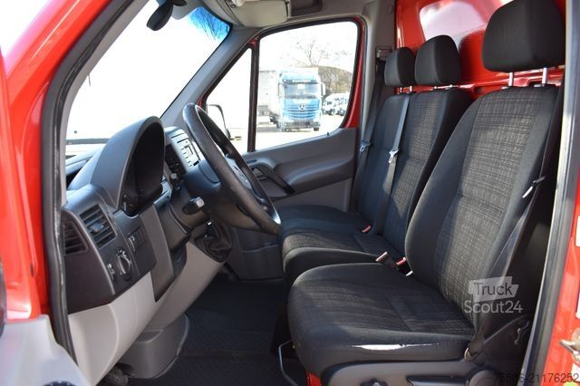 Furgone chiuso MERCEDES-BENZ Sprinter 313 CDI Aufbau kühl-heizbar Möbel LBW