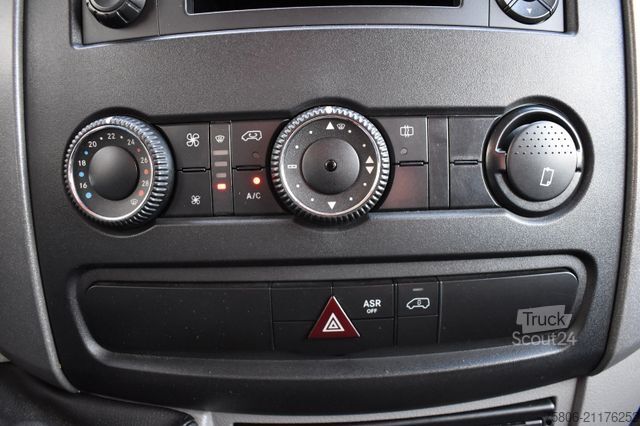 Furgone chiuso MERCEDES-BENZ Sprinter 313 CDI Aufbau kühl-heizbar Möbel LBW