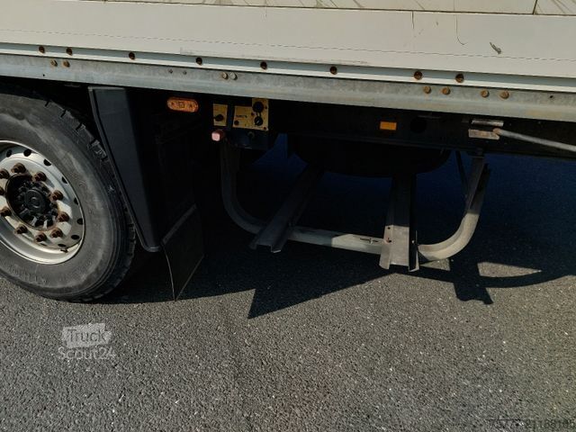 Semirimorchio furgonato SCHMITZ CARGOBULL SKO24 FP25 ISO Koffer-LIFT- verzinkt