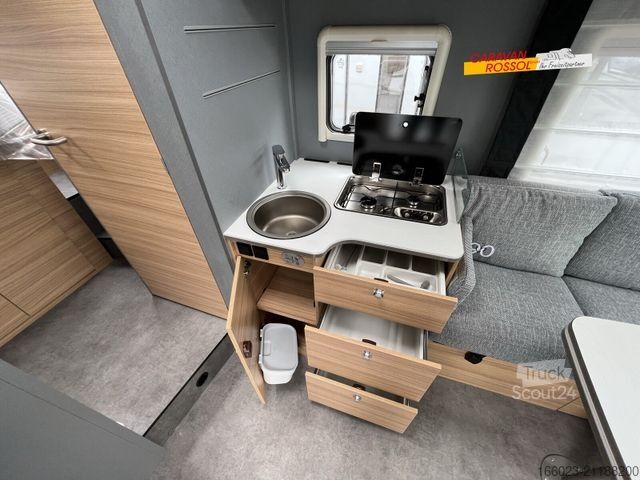 Półzintegrowany kamper DETHLEFFS Just 90 T 7052 DBL