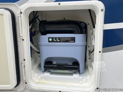 Alkoven Wohnmobil Ahorn Camp Alkoven 595 m. Solar & Wechselrichter