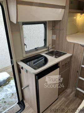 Alkoven Wohnmobil Ahorn Camp Alkoven 595 m. Solar & Wechselrichter