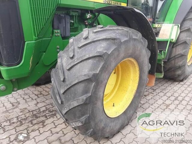 Tractor John Deere 8100