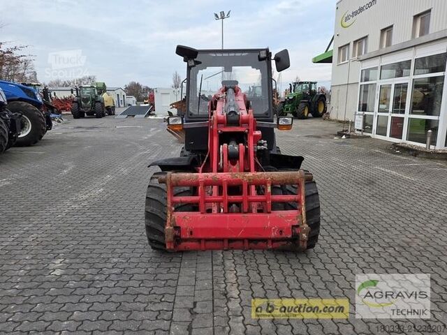 Ładowarka podwórzowa Thaler 4275 T