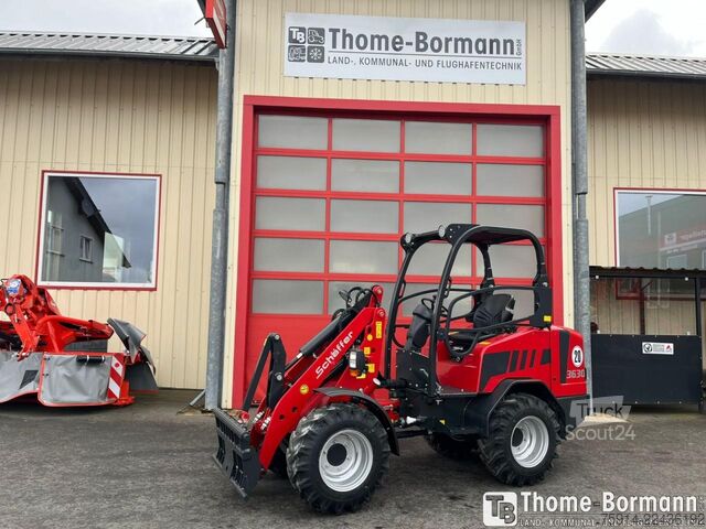 Plass traktor Schäffer 3630
