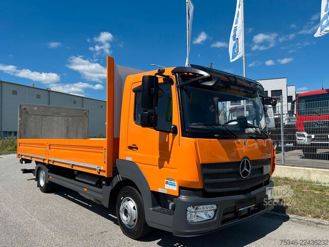Персонализиран ван MERCEDES-BENZ Atego 821 L Pritsche6,10m/3 Sitze/Nur 70 tkm/Top