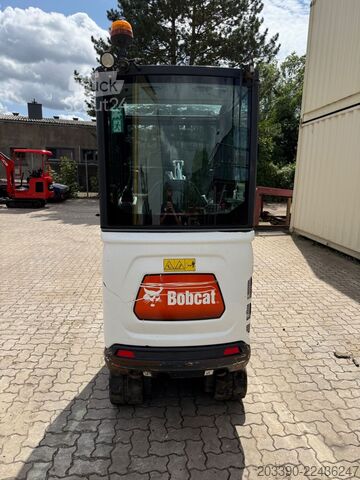 Minikoparka BOBCAT E17 / 2023 BJ / 4 x Löffel / 744 H