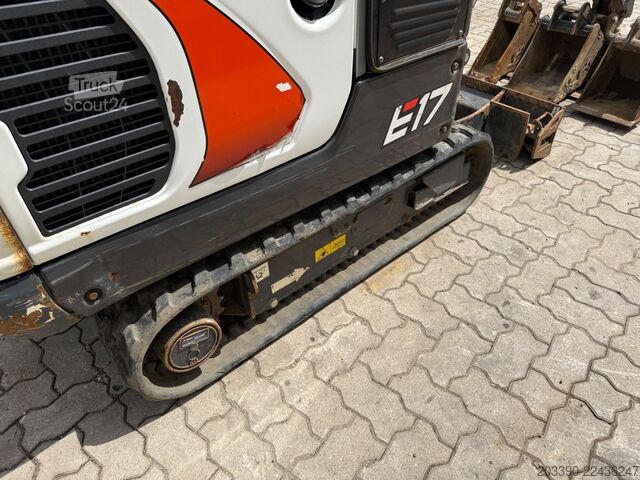 Minikoparka BOBCAT E17 / 2023 BJ / 4 x Löffel / 744 H