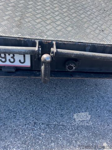 Prilagojeno dostavno vozilo Iveo Daily 50 C13