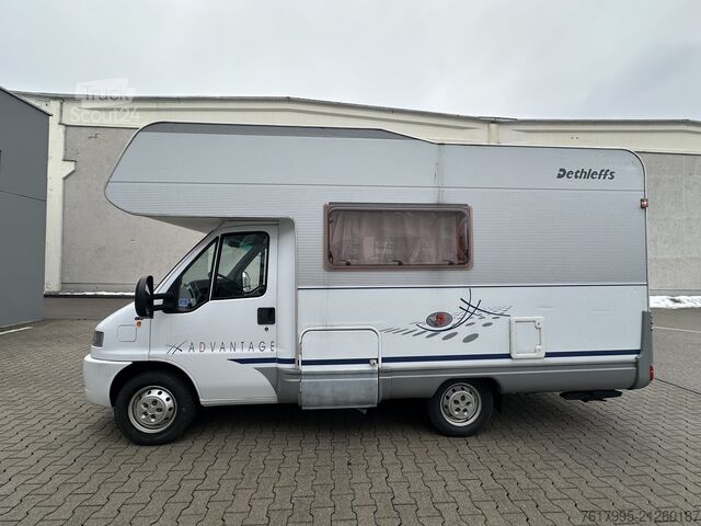 Avtodom z nadgradnjo (alkoven) Dethleffs Alkoven