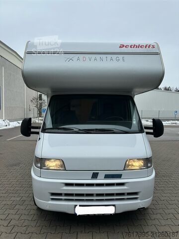 Avtodom z nadgradnjo (alkoven) Dethleffs Alkoven