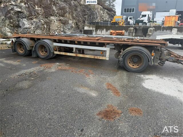 Portalarmsystem Kaupe 3 akslet hook trailer with tipper for sale as a re